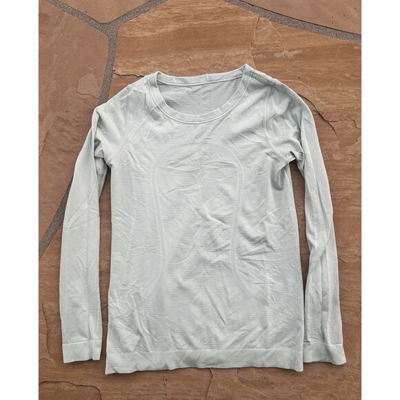 Lululemon Shirt Womens 6 Green Swiftly Tech Long-Sleeve Crewneck Yoga Athletic - Picture 1 of 4